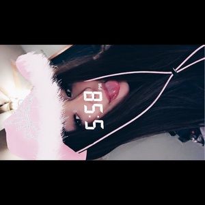 Meet your Posher, Maura